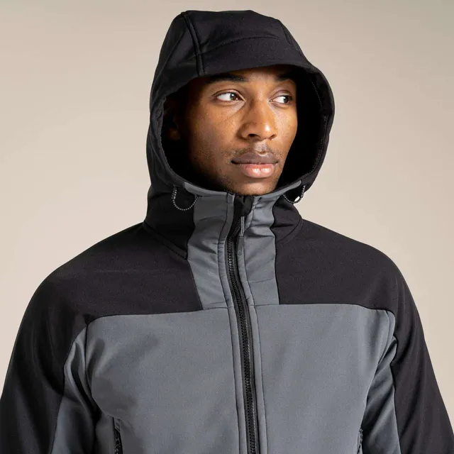 Craghoppers Expert Active kapucnis férfi softshell dzseki (CEL005), modellen