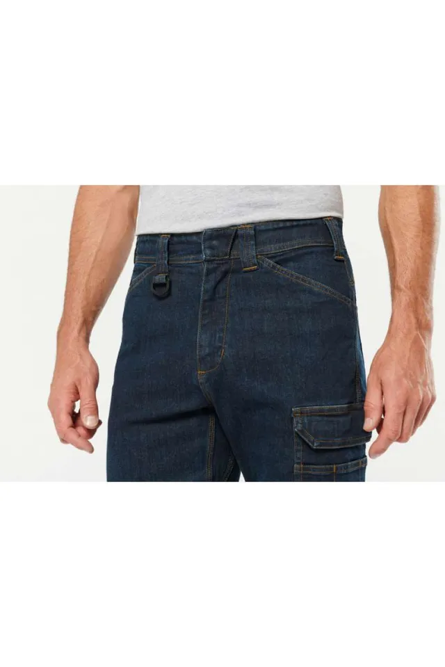 Designed To Work férfi többzsebes denim nadrág (WK705), modellen