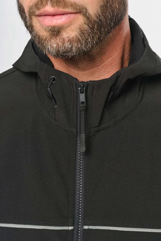 Designed To Work uniszex háromrétegű két színű Bionikus bevonattal ellátott softshell dzseki (WK450), modellen