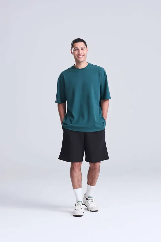 Ecologie Arrow újrahasznosított vastag Oversized póló (EA006), modellen