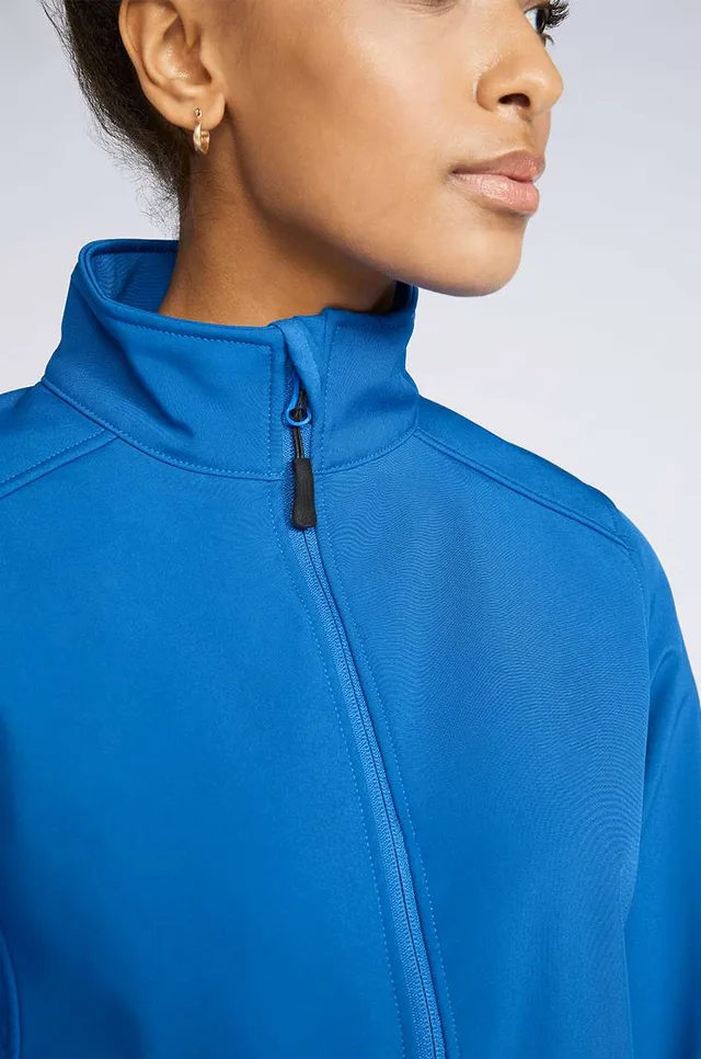 Gildan Hammer női softshell kabát (SS800L), modellen