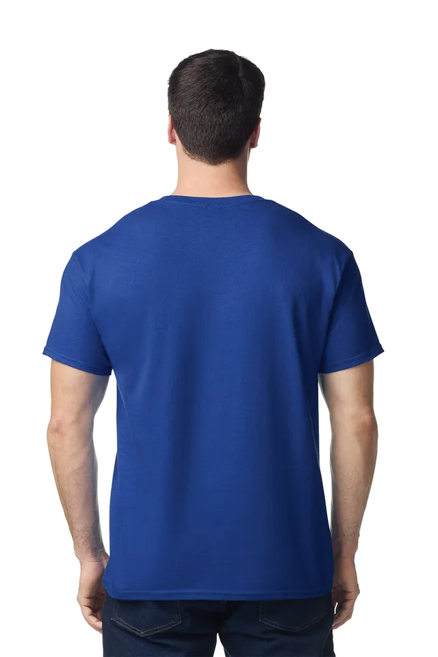 Gildan Heavy Cotton™ felnőtt póló (5000), modellen