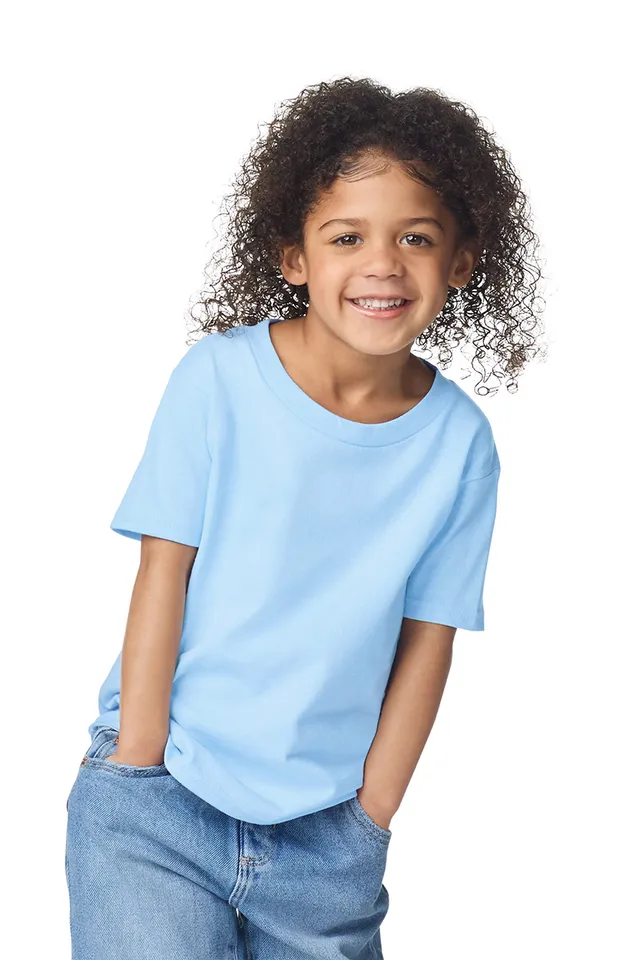 Gildan Heavy Cotton™ Kisgyermek póló (5100P), modellen