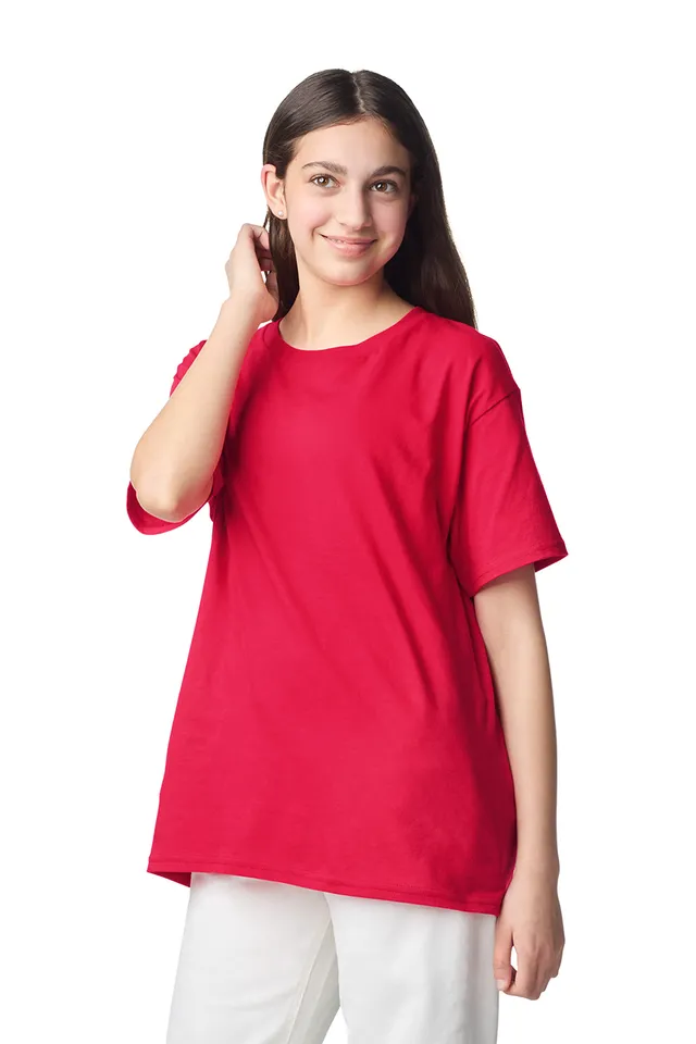 Gildan Light Cotton gyermek póló (3000B), modellen