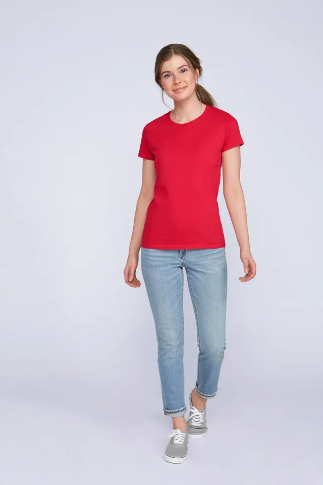 Gildan Premium Cotton® női póló (4100L), modellen