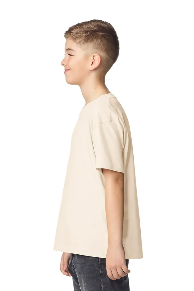Gildan Softstyle™ gyermek póló (64000B), modellen