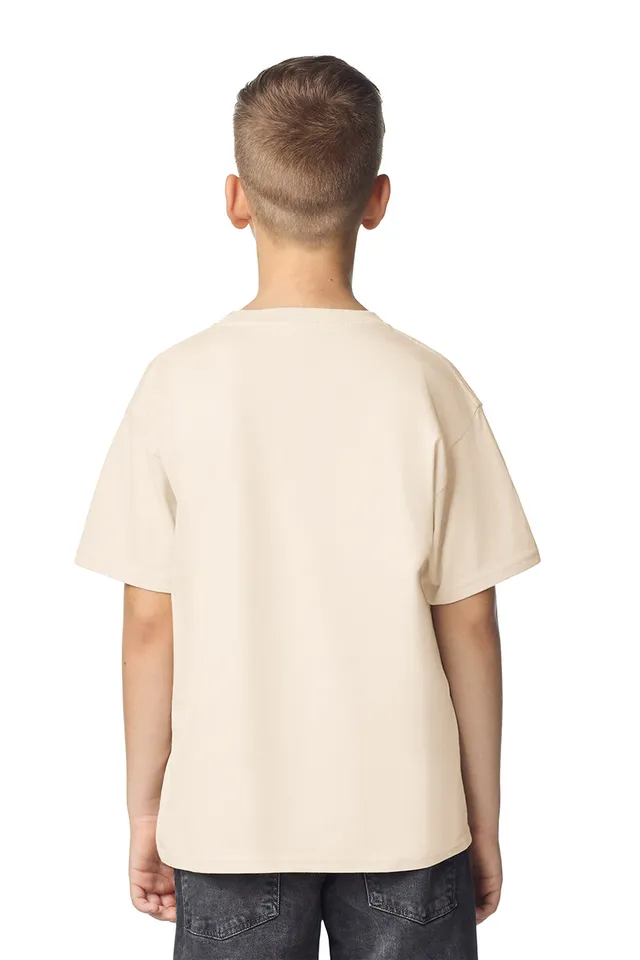 Gildan Softstyle™ gyermek póló (64000B), modellen