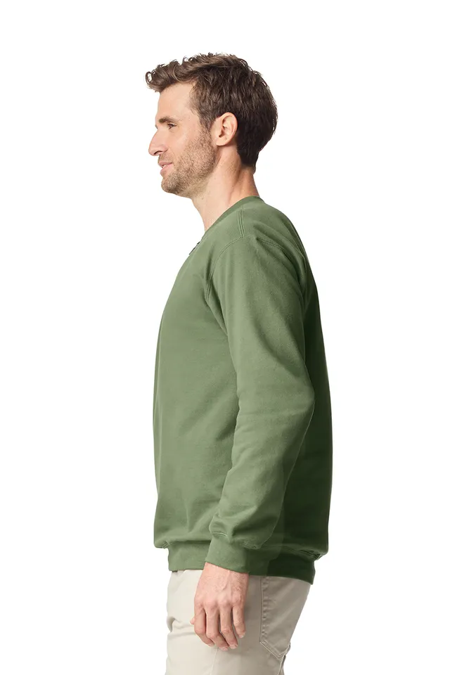 Gildan Softstyle™ Midweight felnőtt 1/4 cipzáras férfi pulóver (SF008), modellen