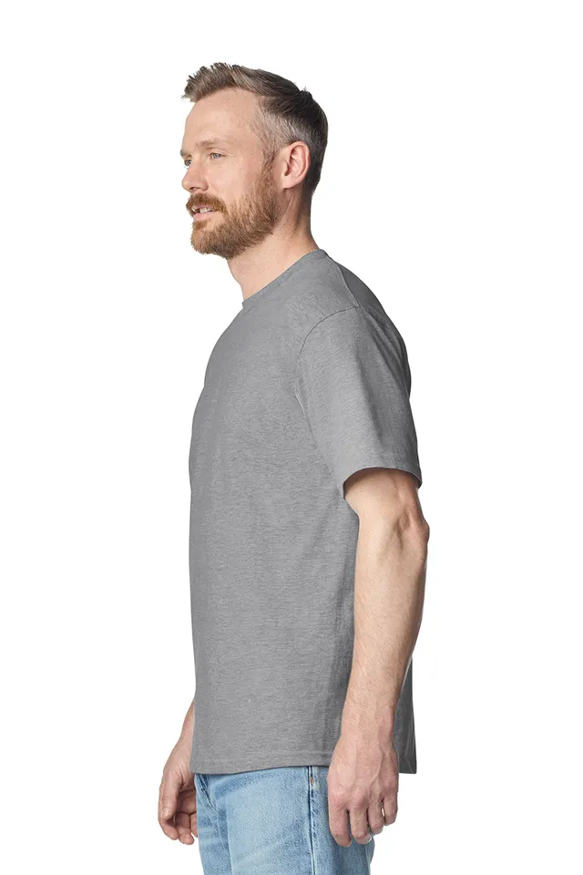 Gildan Softstyle™ Midweight felnőtt póló (65000), modellen