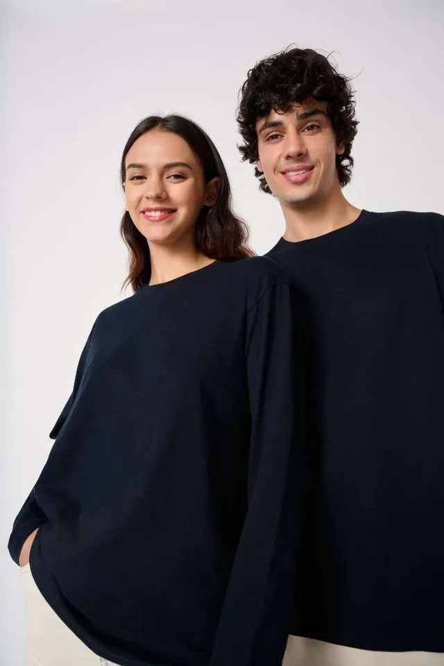 iDeal Basic IDEAL150 uniszex körkötött hosszú ujjú póló (IB313), modellen