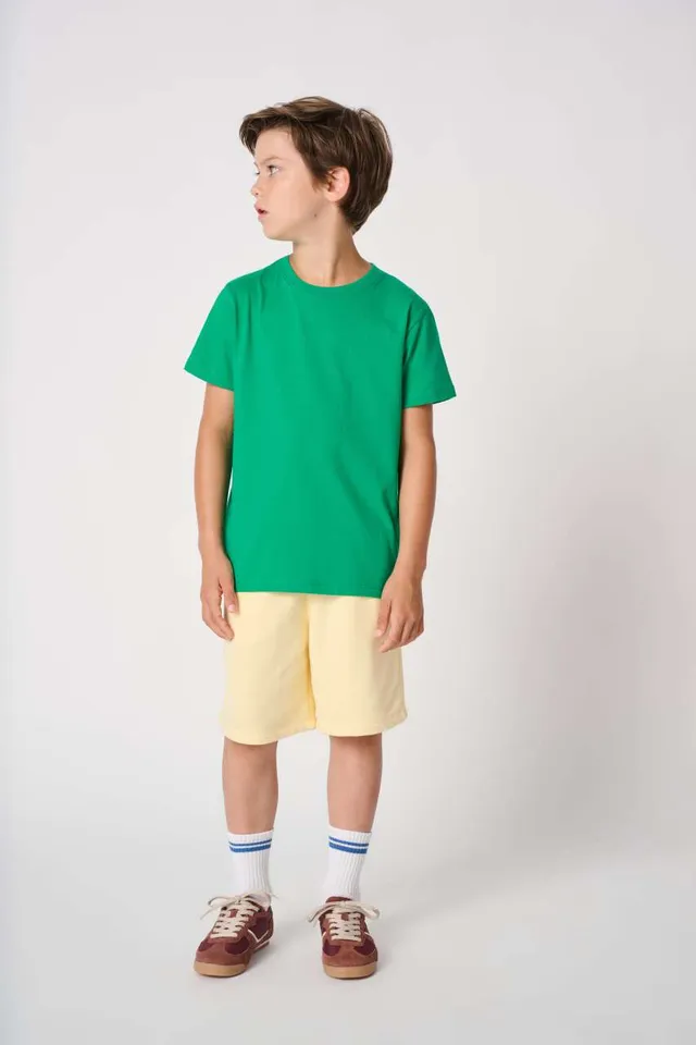 iDeal Basic IDEAL190 gyermek póló (IB322), modellen