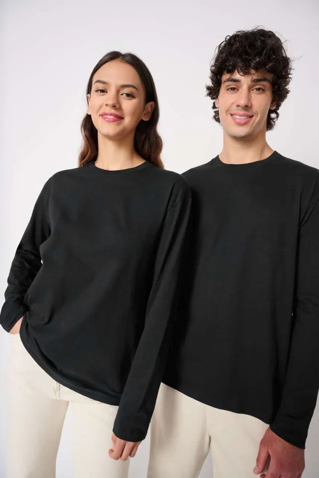 iDeal Basic IDEAL190 uniszex körkötött hosszú ujjú póló (IB323), modellen