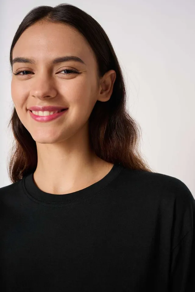 iDeal Basic IDEAL190 uniszex körkötött hosszú ujjú póló (IB323), modellen