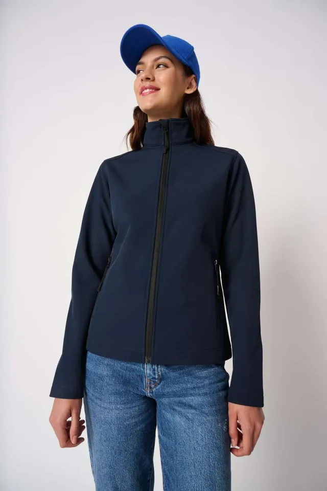 iDeal Basic női alap softshell dzseki (IB411), modellen