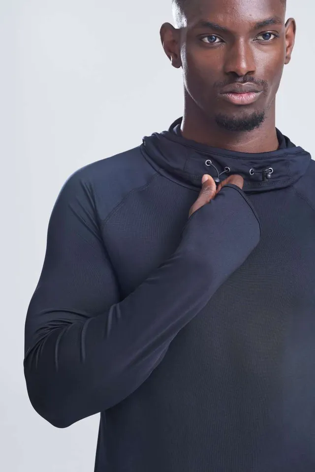 Just Cool férfi Cool kámzsagalléros felső (JC037), modellen
