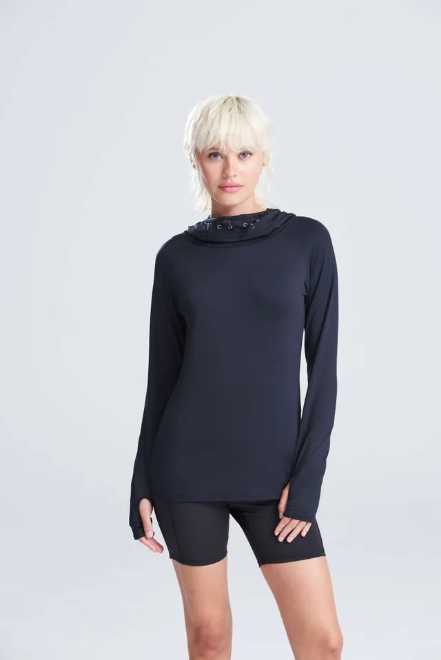 Just Cool női Cool kámzsagalléros felső (JC038), modellen