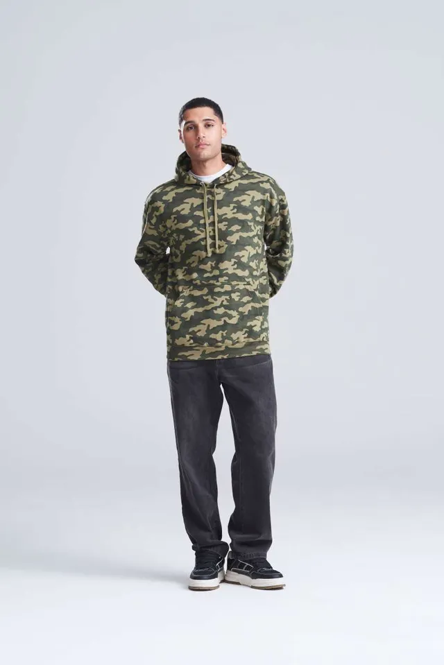 Just Hoods Camo kapucnis pulóver (JH014), modellen