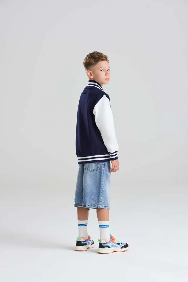 Just Hoods gyermek Varsity kabát (JH043J), modellen