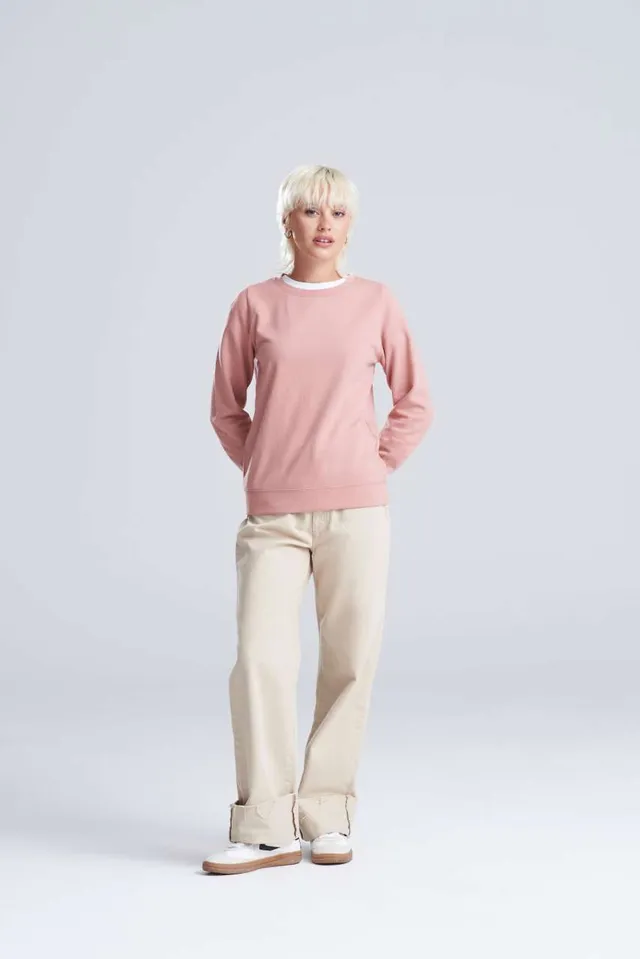 Just Hoods női Awdis pulóver (JH030F), modellen