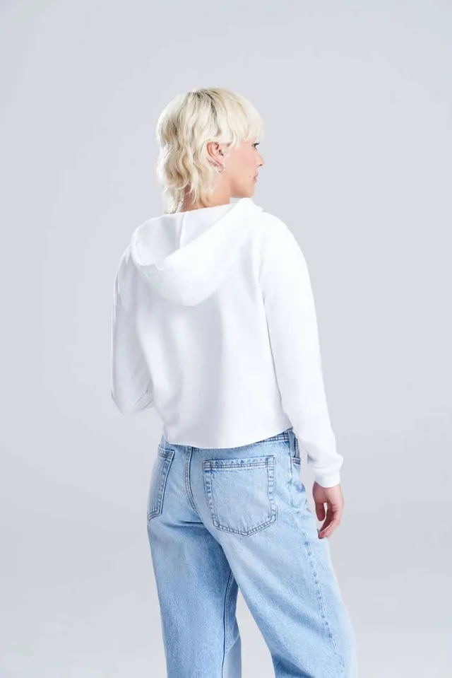 Just Hoods női rövid fazonú kapucnis pulóver (JH016), modellen