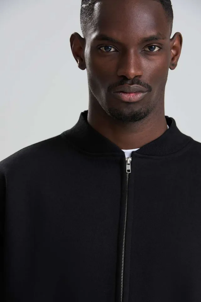 Just Hoods Signature Heavyweight Bomber pulóver (JH124), modellen