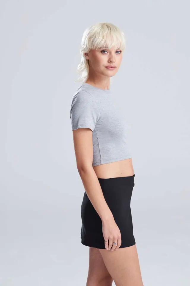 Just Ts női Tri-Blend rövid fazonú póló (JT006), modellen