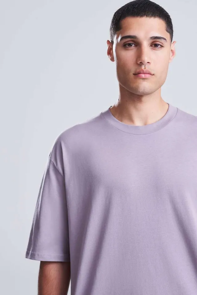 Just Ts Oversize 100 póló (JT009), modellen