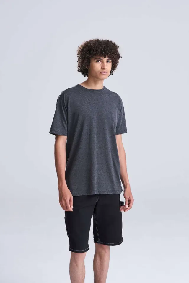Just Ts Washed póló (JT099), modellen