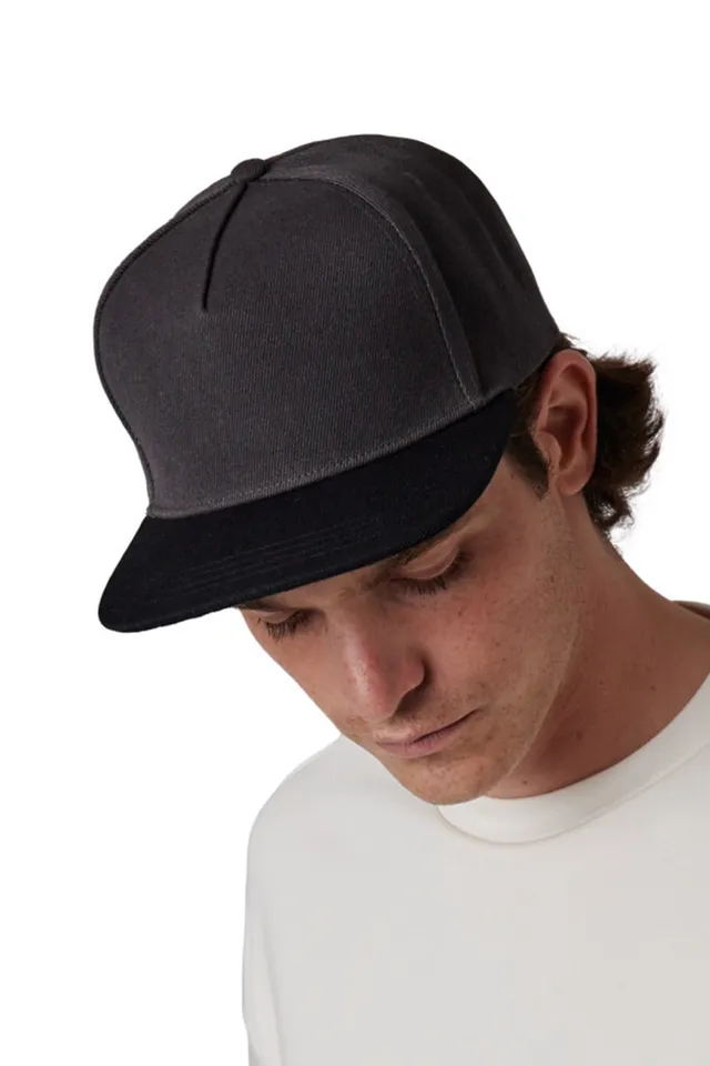 K-UP állítható 5 paneles sapka (KP159), modellen