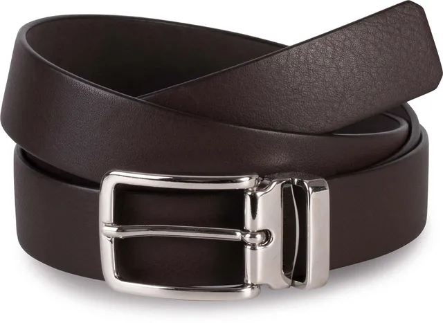 K-UP klasszikus Teljes értékű bőrből készült öv - 30 mm széles (KP807), modellen