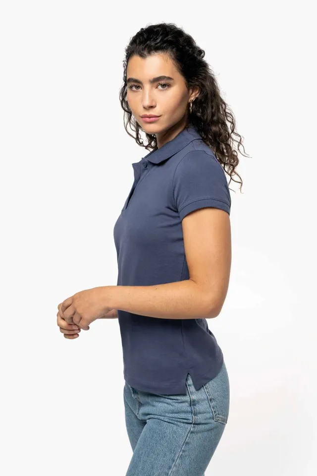 Kariban Brooke – női rövid ujjú galléros póló (K240), modellen