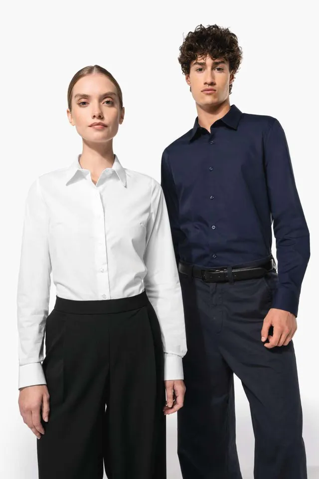 Kariban férfi hosszú ujjú poplin ing (K513), modellen