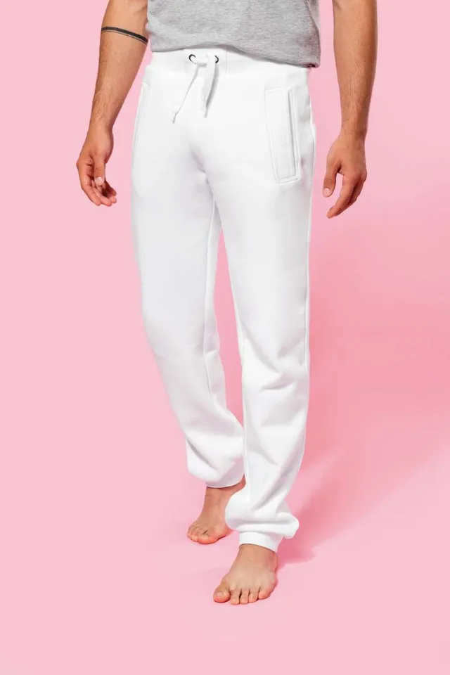 Kariban férfi Jogging nadrág (K700), modellen