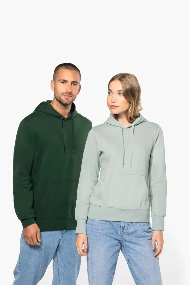 Kariban férfi kapucnis pulóver (K4027), modellen