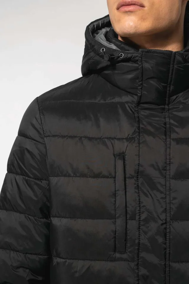Kariban férfi könnyű kapucnis parka (K6128), modellen