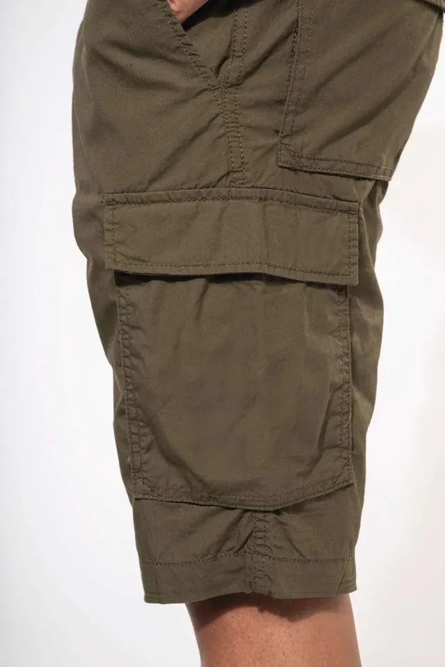 Kariban férfi könnyű Sokzsebes bermuda Short nadrág (K755), modellen