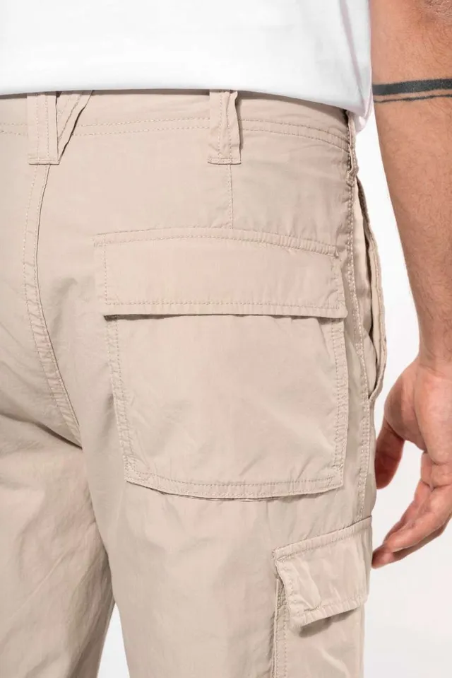 Kariban férfi könnyű Sokzsebes nadrág (K745), modellen