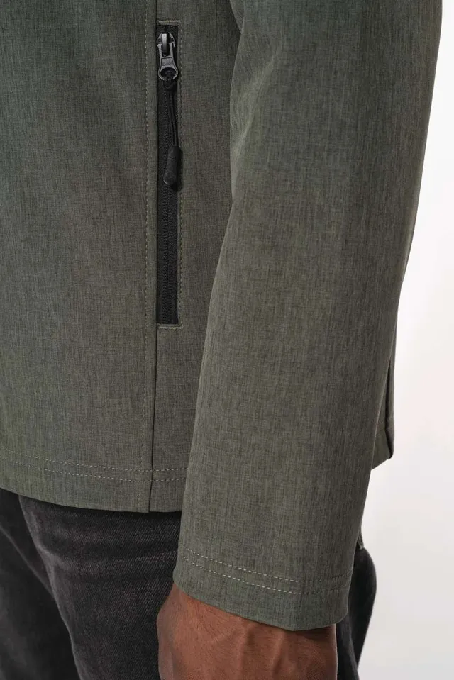 Kariban férfi softshell kabát (K401), modellen