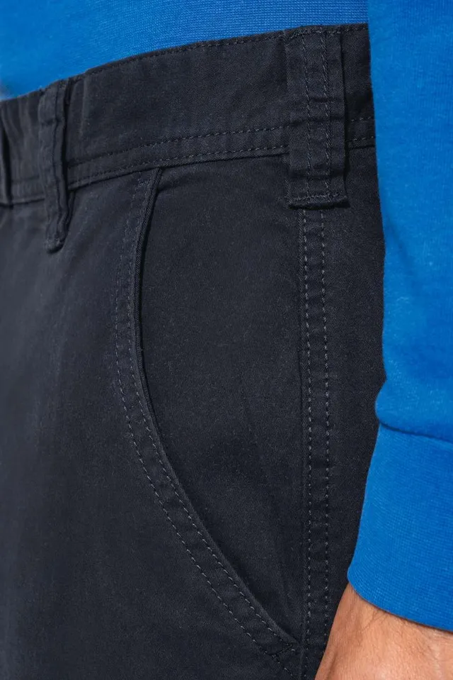 Kariban férfi Sokzsebes bermuda Short nadrág (K754), modellen