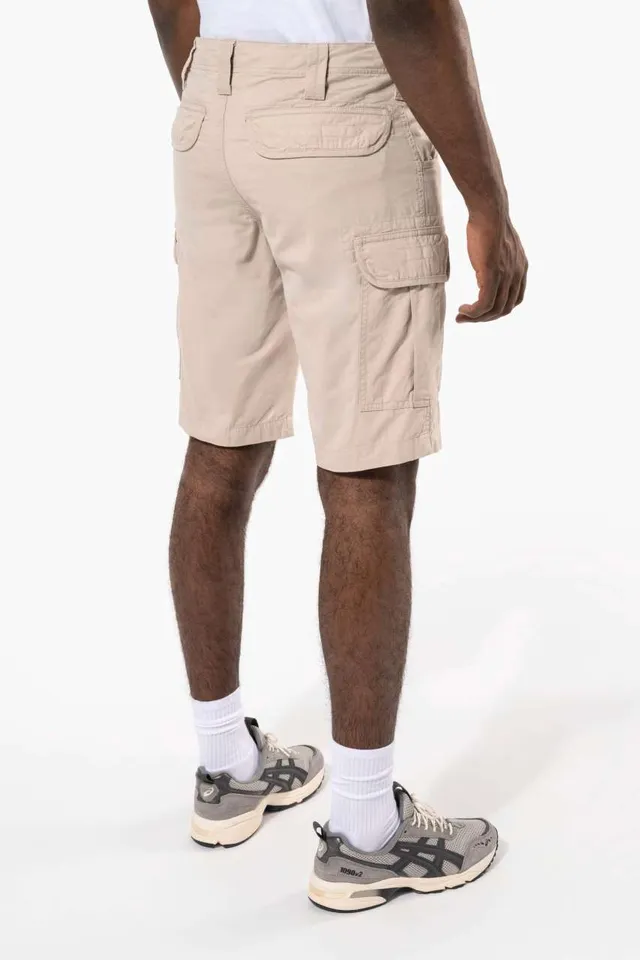 Kariban férfi sokzsebes bermuda Short nadrág (K766), modellen
