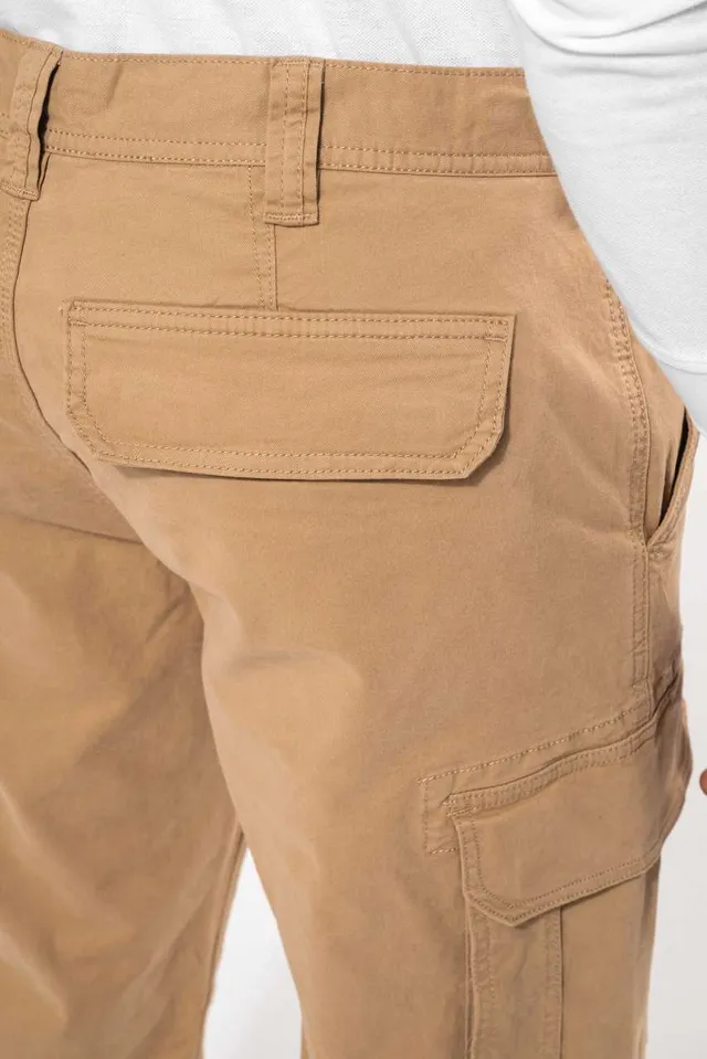 Kariban férfi sokzsebes nadrág (K744), modellen