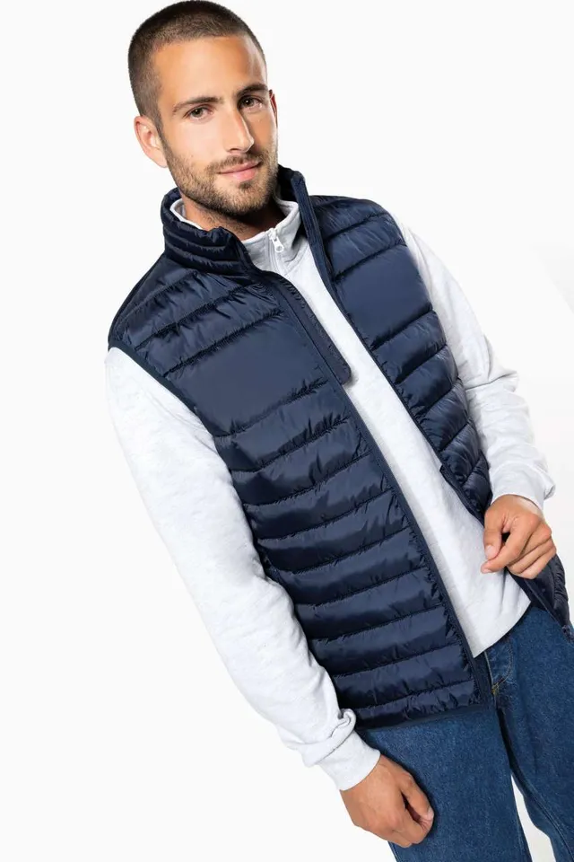 Kariban férfi steppelt mellény (K6172), modellen