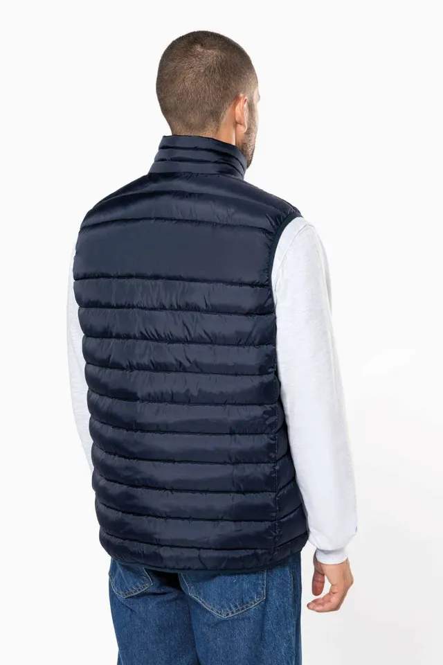 Kariban férfi steppelt mellény (K6172), modellen