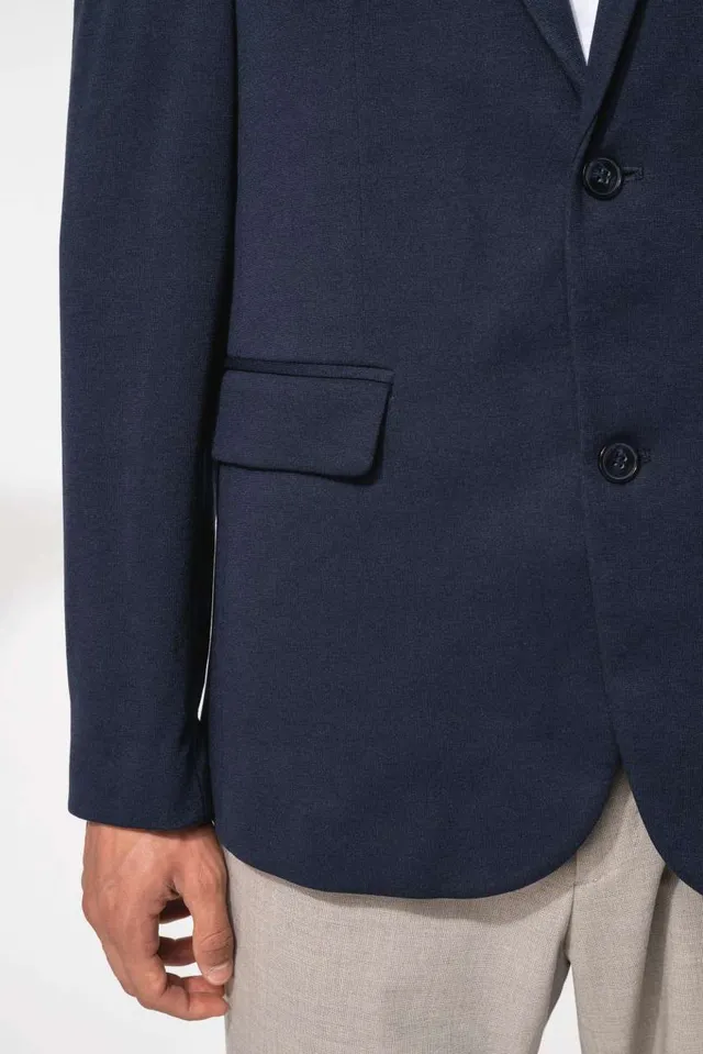 Kariban férfi zakó (K6132), modellen
