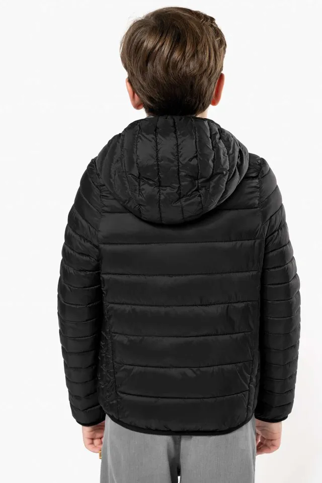 Kariban gyermek pehelykönnyű kapucnis bélelt dzseki (K6112), modellen