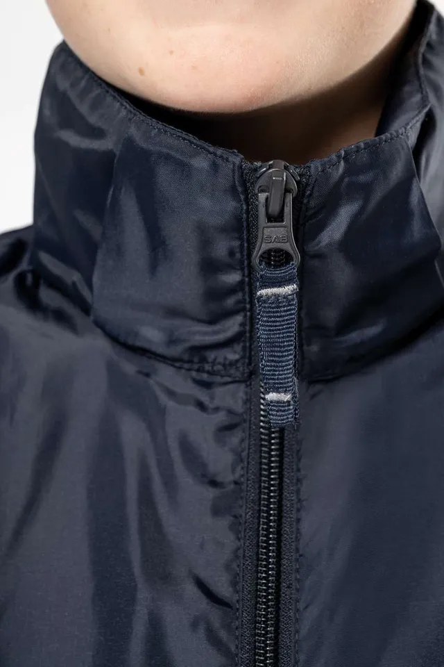 Kariban gyermek széldzseki (K6102), modellen