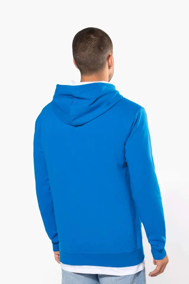 Kariban kontrasztos kapucnis férfi pulóver (K446), modellen