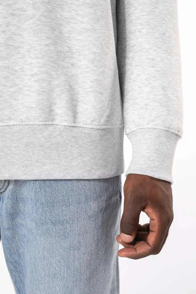 Kariban környakas férfi pulóver (K488), modellen
