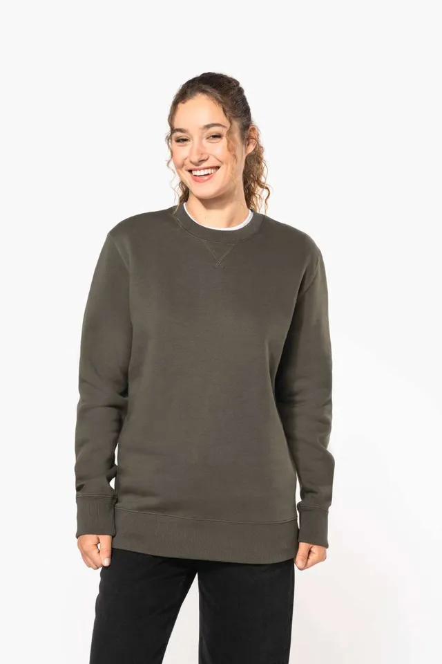 Kariban környakas pulóver (K442), modellen