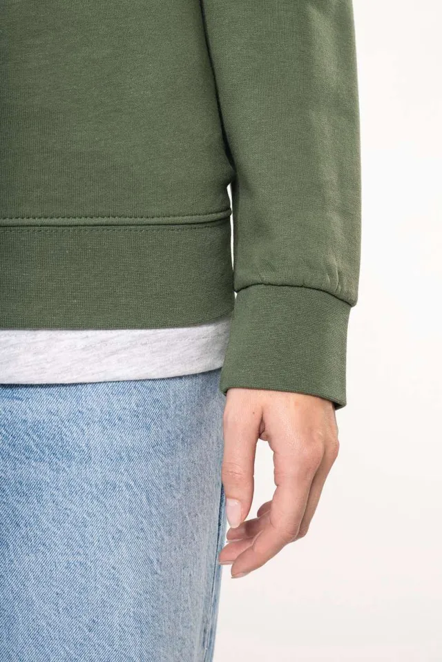 Kariban környakas pulóver (K474), modellen